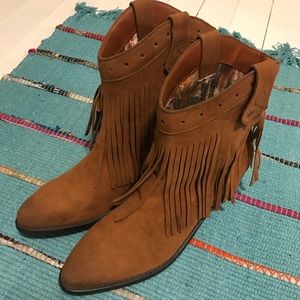Miranda Lambert fringe booties
